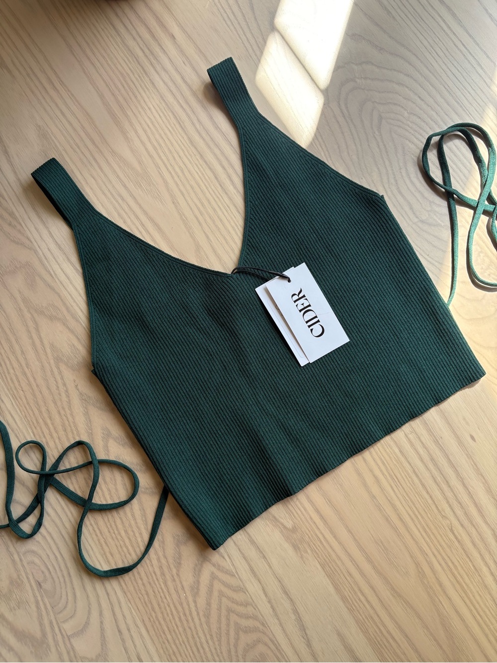 Cider Deep Green Ribbed V-Neck Cropped Tank - Picture 2 of 3
